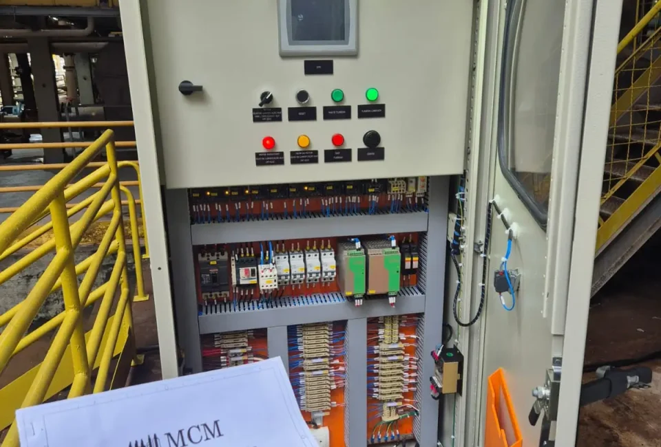 mcm-metalurgica-painel-de-controle-e-protecao-turbo-bomba-dme-500