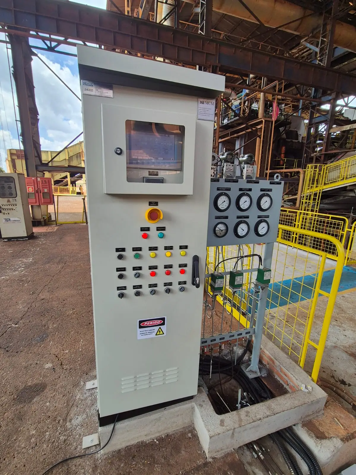 mcm-metalurgica-painel-de-controle-e-protecao-turbo-bomba-dme-500-sp