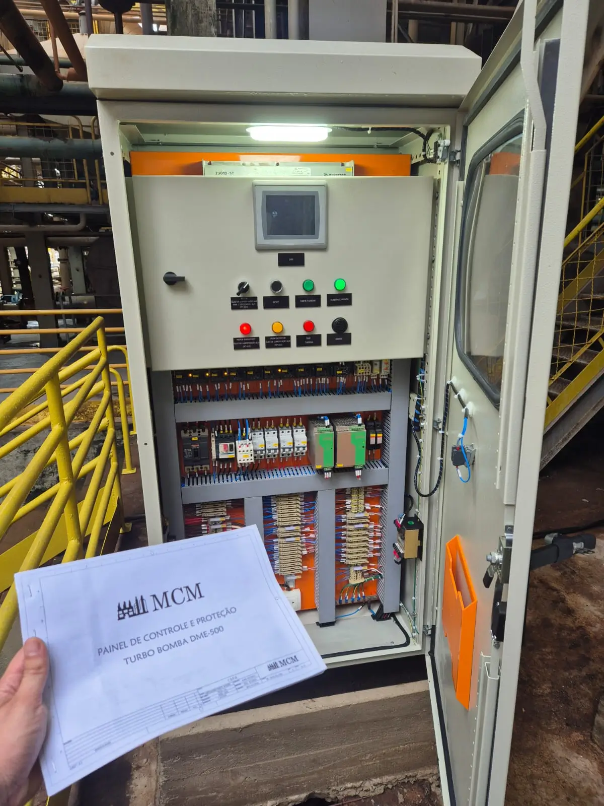 mcm-metalurgica-painel-de-controle-e-protecao-turbo-bomba-dme-500